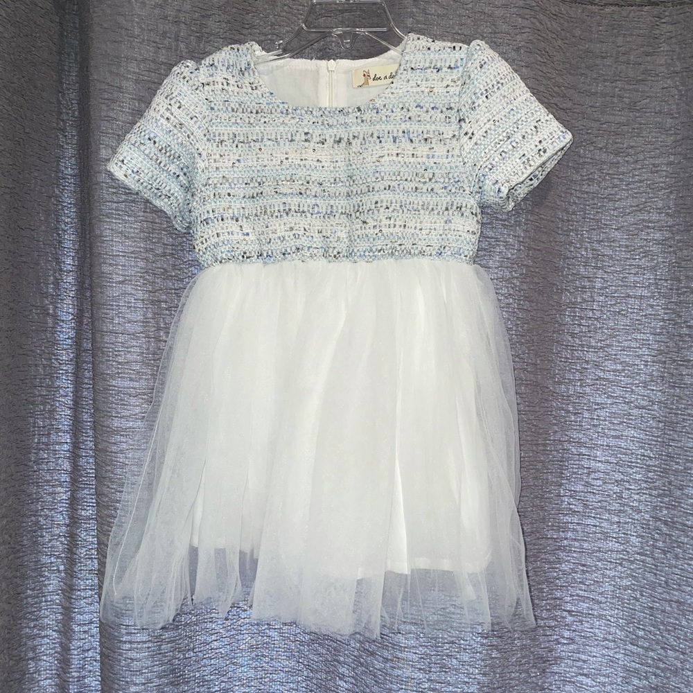 Doe and Dear 3T beautiful dress. No tag, but not used.